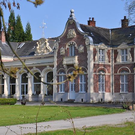 Le Chateau Des Ormes Bed & Breakfast Lambersart Bagian luar foto